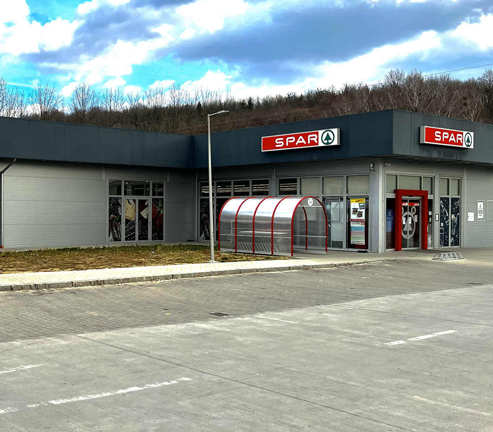 SPAR market Bak