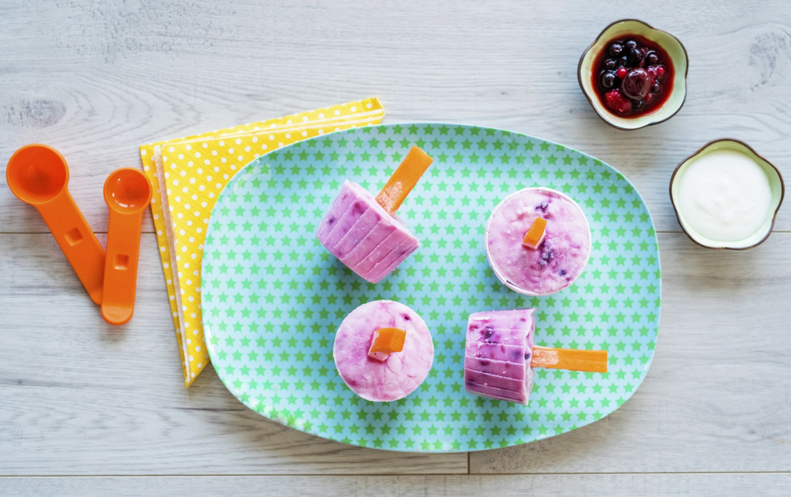 Gyümölcsös-joghurtos jégkrém sárgarépa pálcikával recept