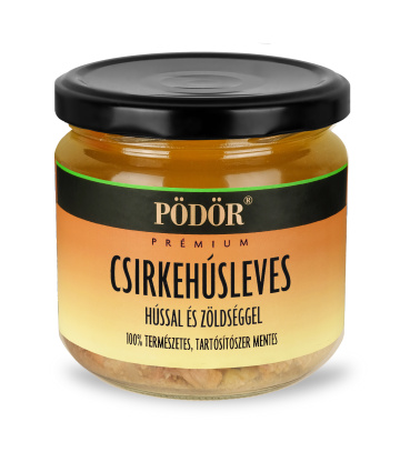 Csirkehúsleves hússal és zöldséggel Csirkehúsleves hússal és zöldséggel