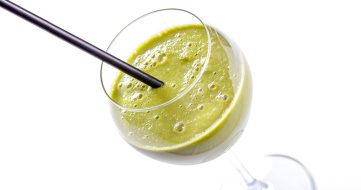 Fenyőmagolajos green smoothie recept