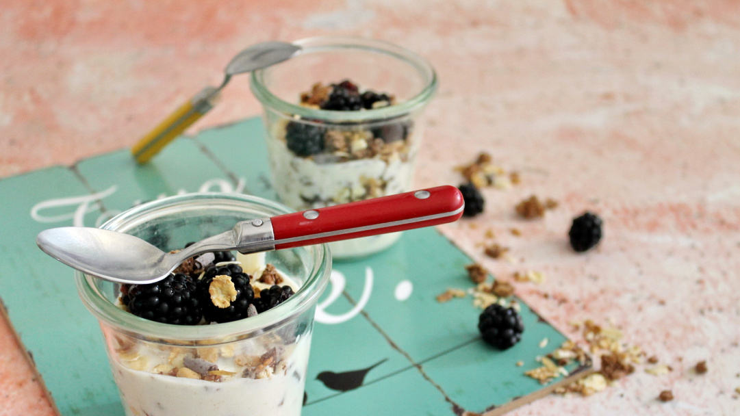 Dessertcreme mit Brombeeren und Joghurt - Pödör Premium Öle, Balsamicos ...