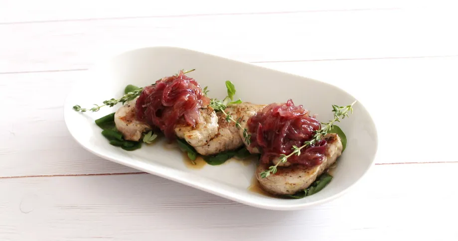 Lilahagymalekvár szűzérmével recept